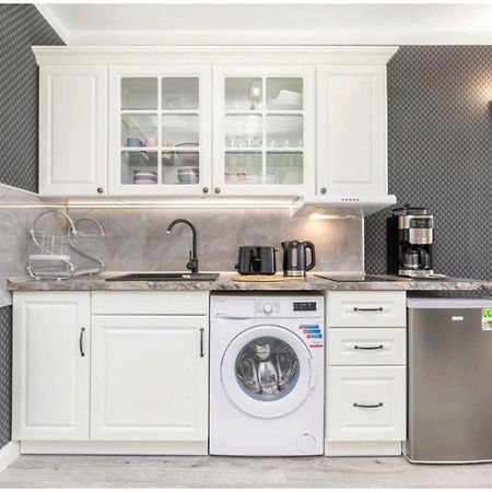 Flamingo ​Apartments โควอบเซก ภายนอก รูปภาพ